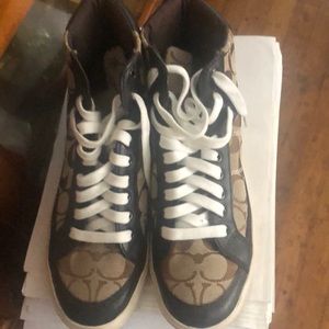 Coach , size 8 , brown/gold